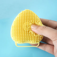 πΎ Silicone Dog Bath and Massage Brush in vibrant colors β Gentle Care for Your Beloved Dog or Cat